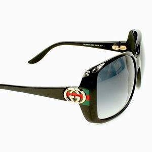 Gucci Sunglasses 😎 
GG-3166-S - D28/JJ